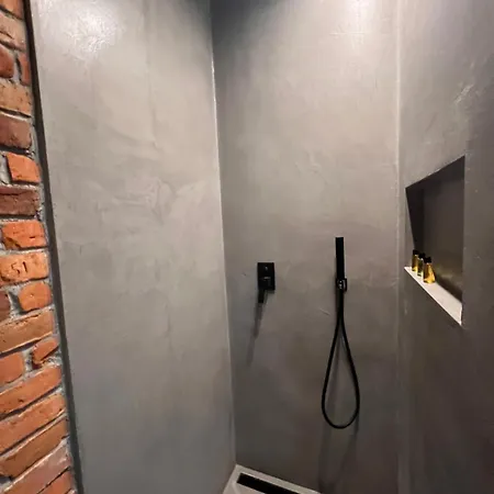 Lake Park Apartament With Free Parking Airport Netflix * ורשה