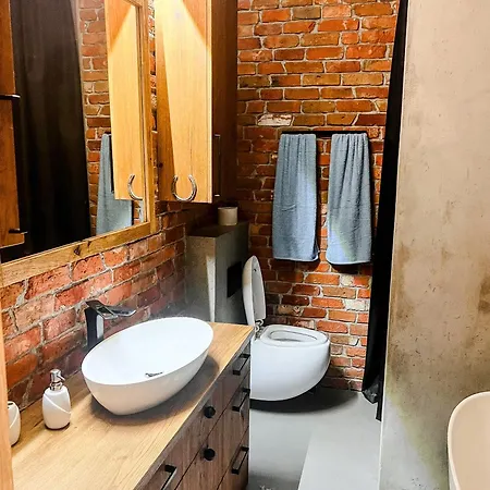 Lake Park Apartament With Free Parking Airport Netflix דירה *