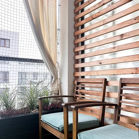 Apartman Lake Park Apartament With Free Parking Airport Netflix *