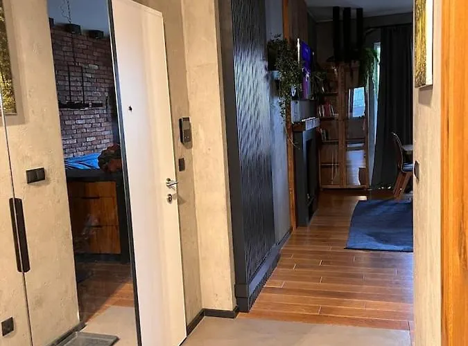 Lake Park Apartament With Free Parking Airport Netflix *