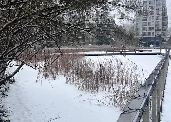 Lake Park Apartament With Free Parking Airport Netflix 아파트 바르샤바