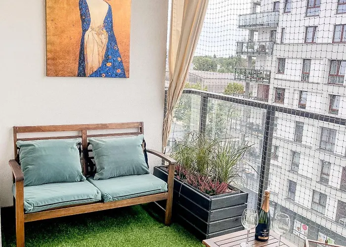 Lake Park Apartament With Free Parking Airport Netflix