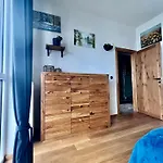 Lake Park Apartament With Free Parking Airport Netflix