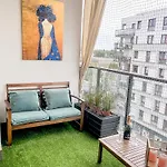Lake Park Apartament With Free Parking Airport Netflix